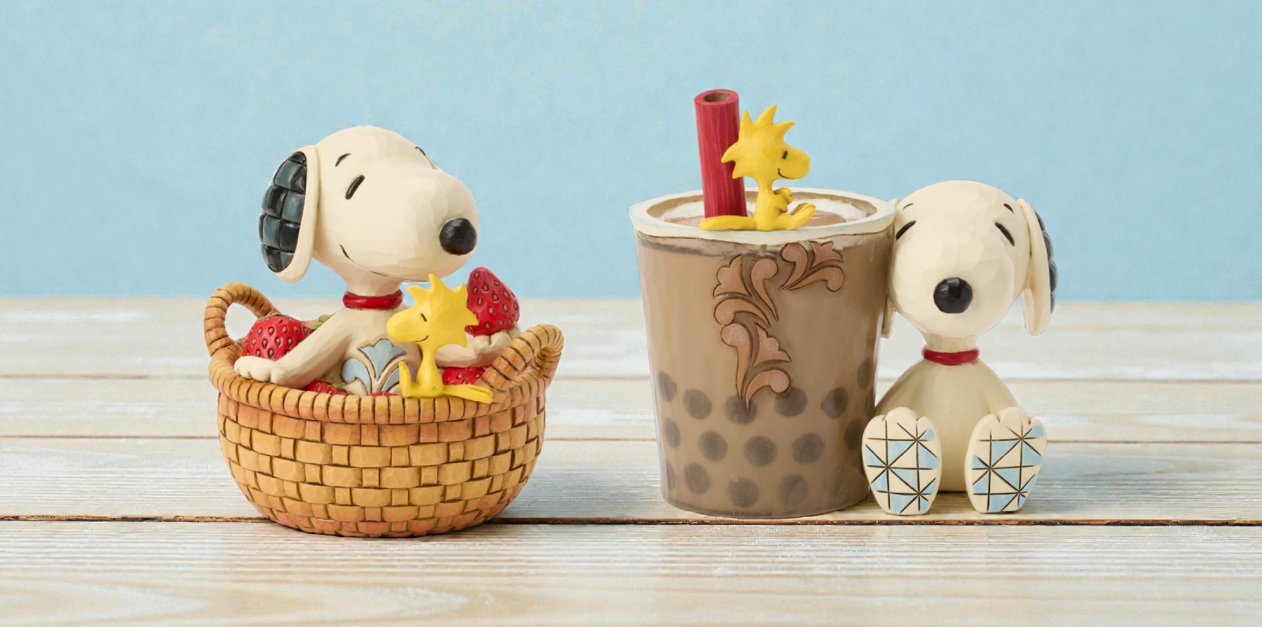 スヌーピーのフィギュアやグッズ、アートを扱うショップ「one.」です。